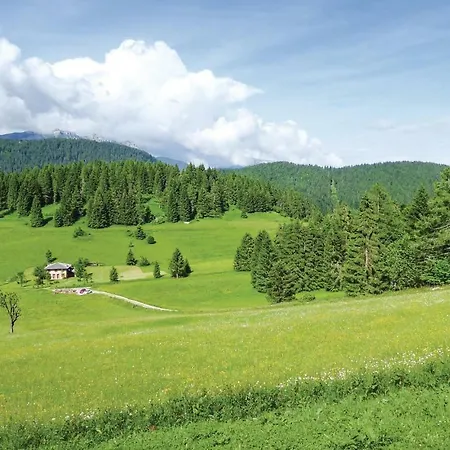 Four-bedroom Holiday In Belluno